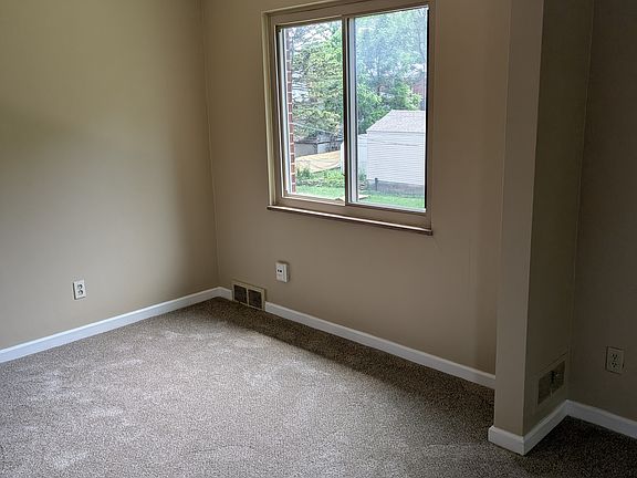 5th image of 3028 Powhattan Pkwy #2