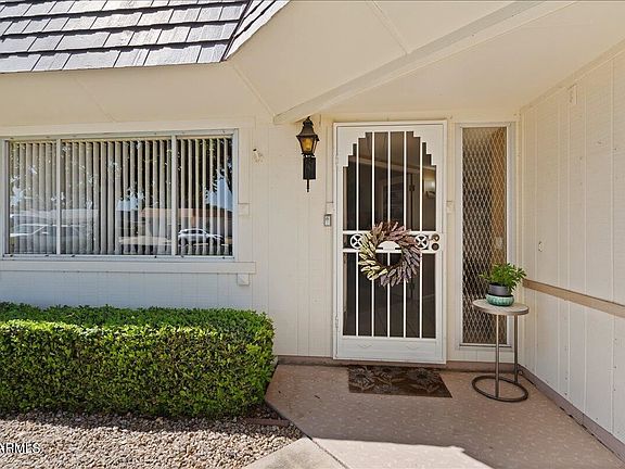 3rd image of 10405 W Hutton Dr