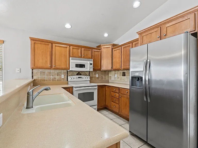 6673 E Cooperstown Dr — Photo 8