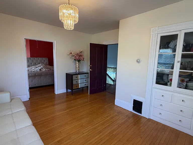 730 Boston St #2 — Photo 8