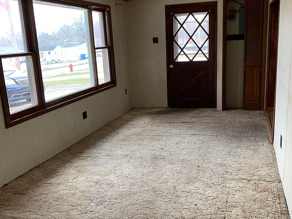 105 Watson Ave, Oglesby, IL 61348 Zillow