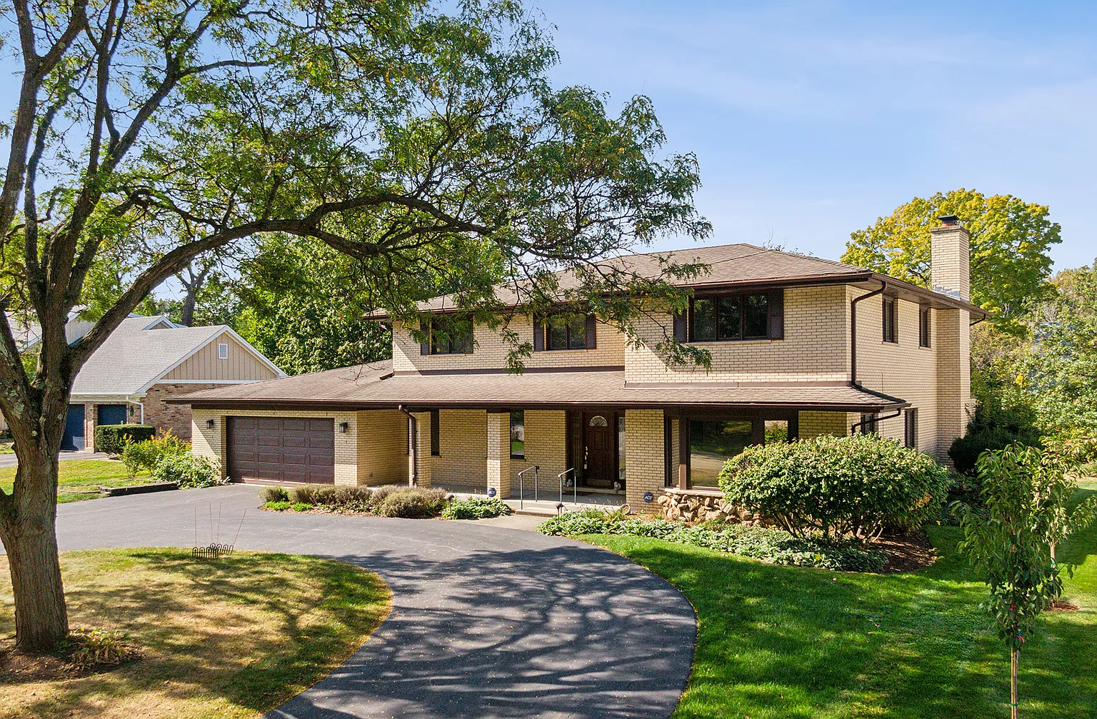 25 Cambridge Dr photo 1