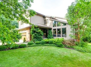 1844 Joan Of Arc Cir, Cuyahoga Falls, OH