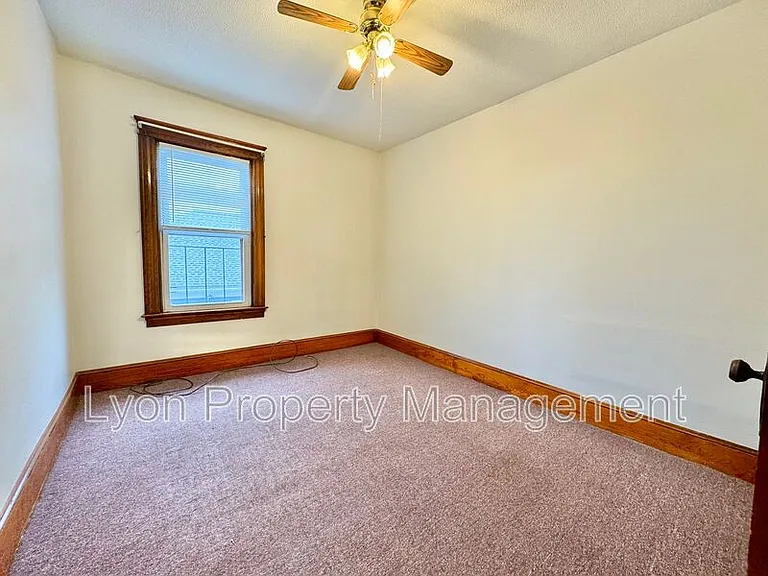 676 Grove St #3F — Photo 4