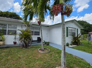 950 Sumter Rd W, West Palm Beach, FL 33415