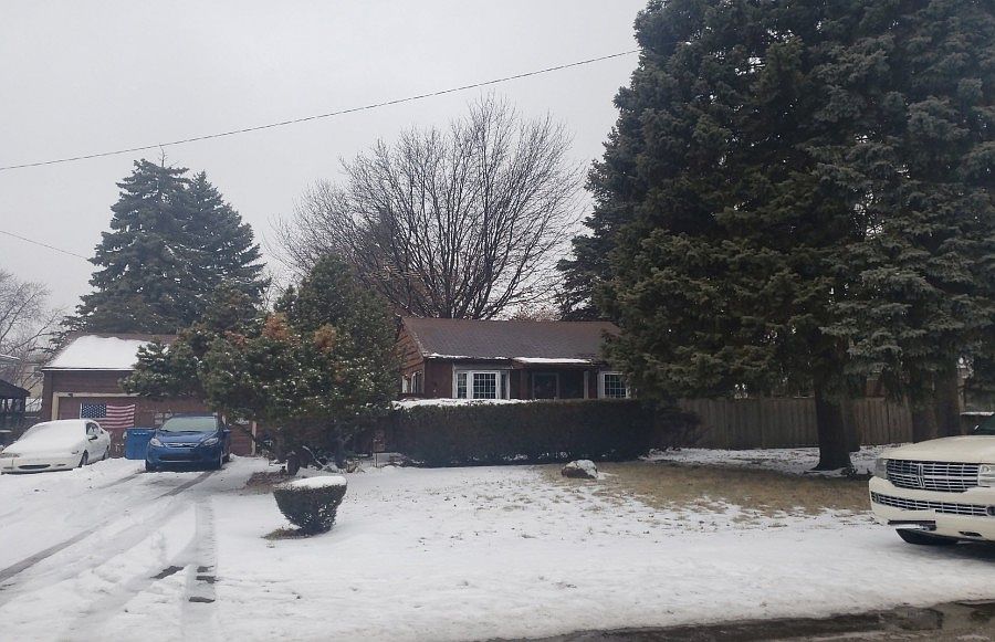 1st image of 2042 Louis St