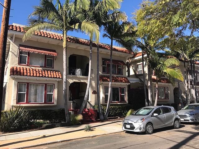 1st image of 528 Anderson Pl #5