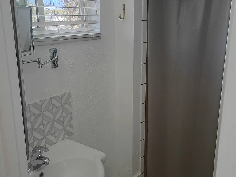 4729 S 1175 W — Photo 9