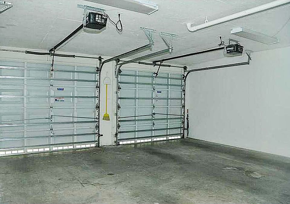 2nd image of 925 SW 11th St #G-1