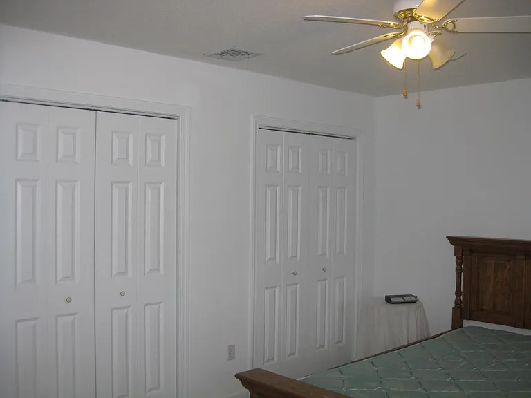 7 Donna Ln — Photo 5