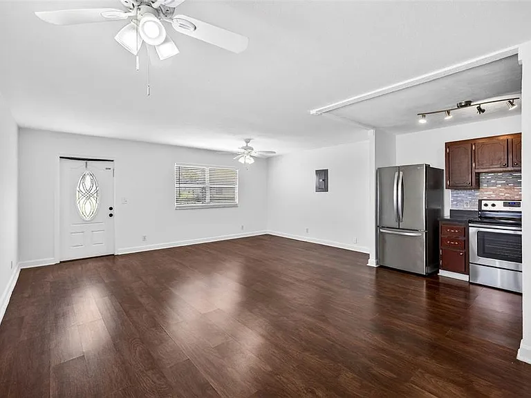 1801 Bedford Ln #27 — Photo 14