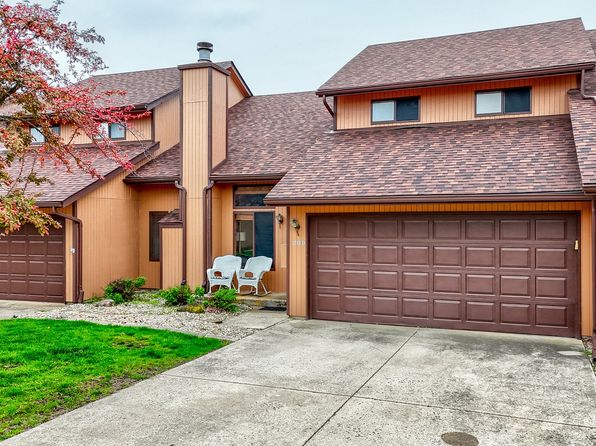 1312 Dupont Ave APT B, Morris, IL 60450