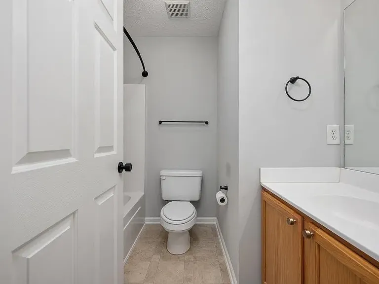 7333 Althorp Way — Photo 18