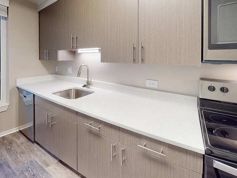 Seneca Place — Photo 44