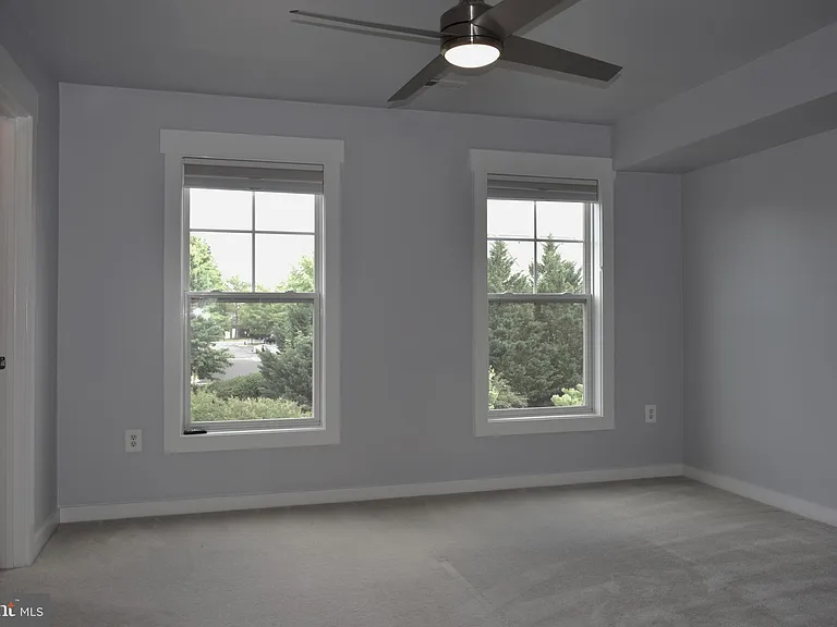 22447 Verde Gate Ter — Photo 29