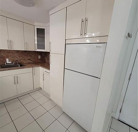 5th image of 9970 N Kendall Dr #9249