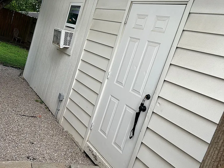7403 La Place Dr — Photo 15