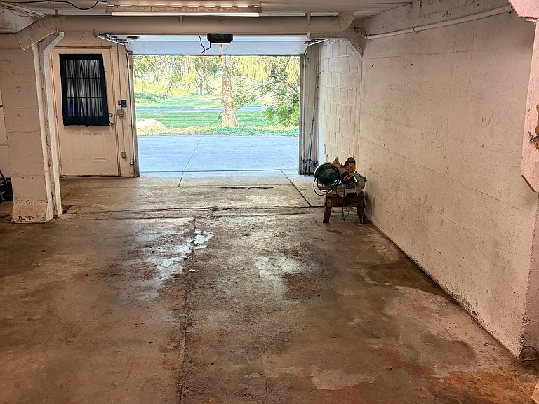 garage