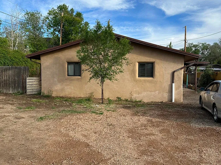 2476 Agua Fria St — Photo 18
