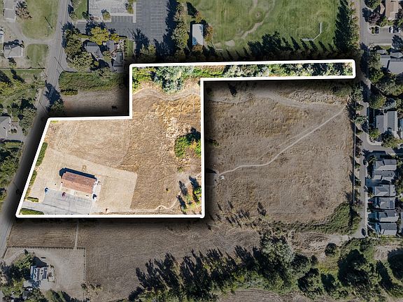5th image of 2082 E Main St