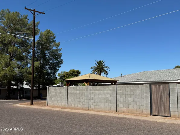 4526 E EARLL Drive, Phoenix, AZ 85018