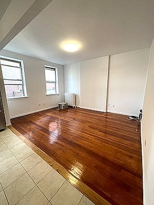 2nd image of 2106 Newtown Ave #3A