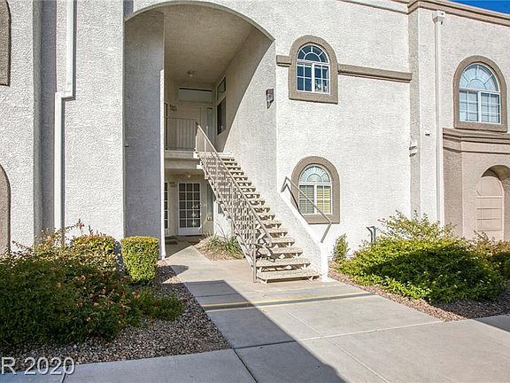2nd image of 3125 N Buffalo Dr Unit 1065