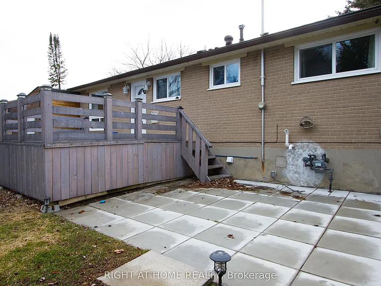 40 Foreht Cres #MAIN — Photo 12