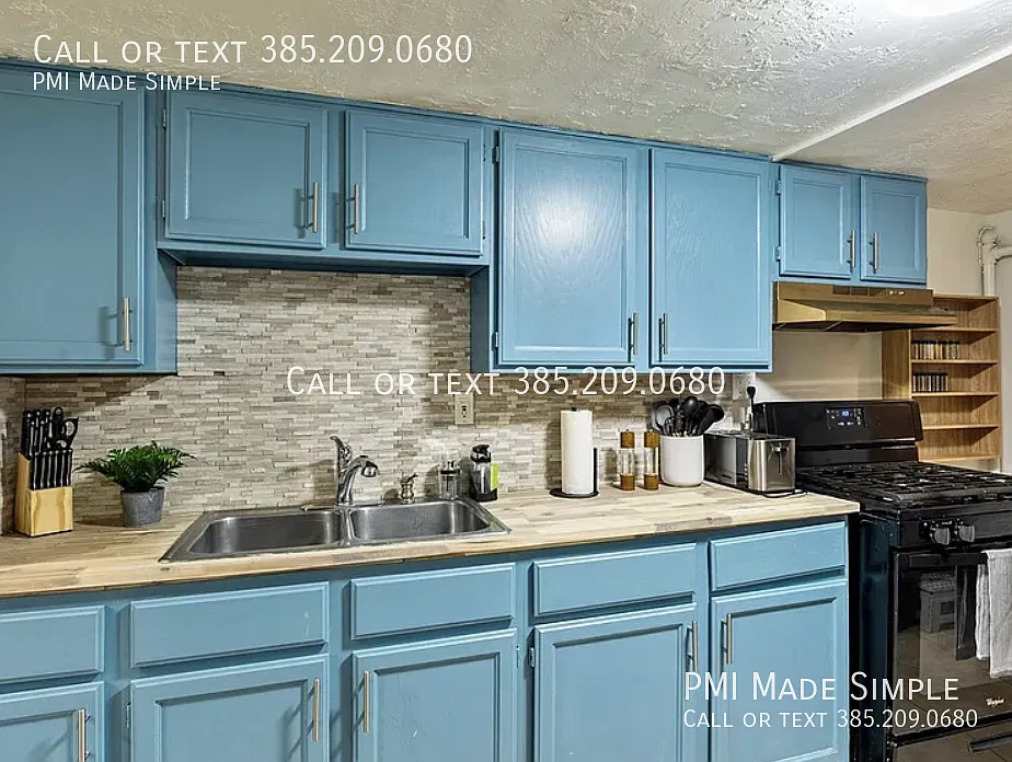 Convenient Downstairs Unit In Great Holladay Neighborhood! Ready To View! — Photo 3