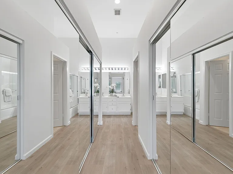 6349 Holly Gillingham Ln — Photo 10