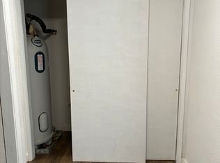 621 E C St #B, Rainier, OR 97048