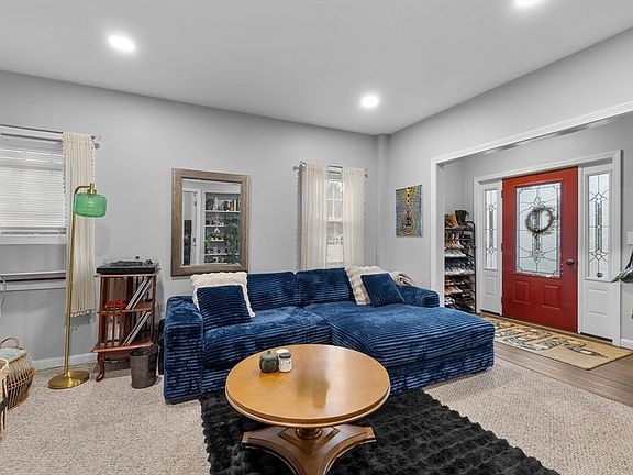 2nd image of 3 New Fitchburg Rd