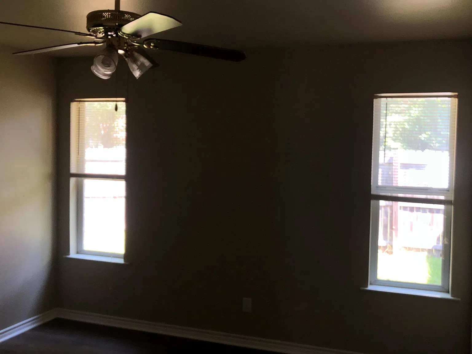 3 bed, 1300 sqft, $1,245 — Photo 4