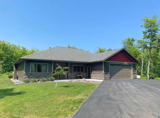5197 Tiffani Ln, Silver Bay, MN 55614