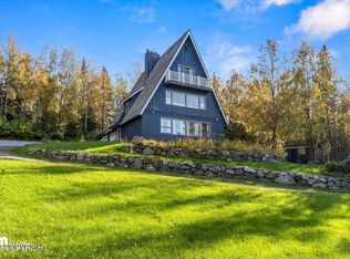 11101 Snowline Dr, Anchorage, AK 99507