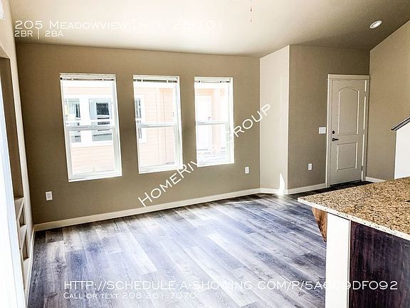 3rd image of 205 Meadowview Ln #25-101