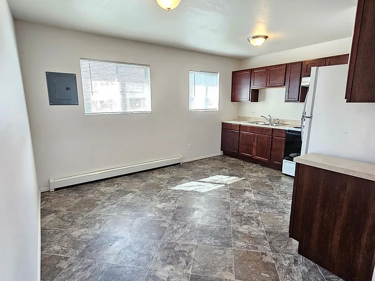 17 University Dr #C — Photo 6