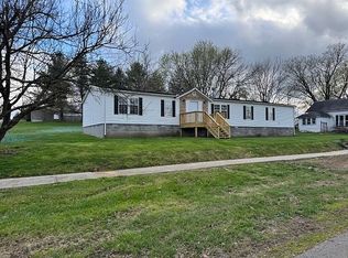 214 E Walnut St, Irvington, KY