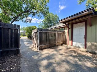 2103 E 16th St, Austin, TX 78702