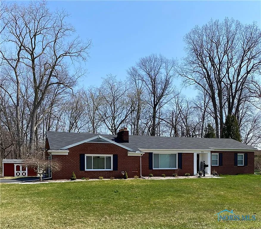 4934 Fairfield Dr photo 1
