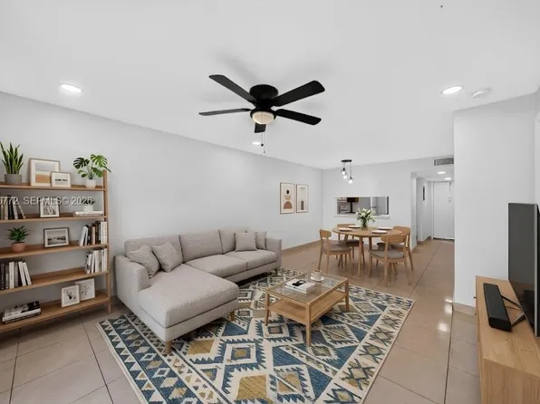 7670 SW 152nd Ave #1-207, Miami, FL 33193