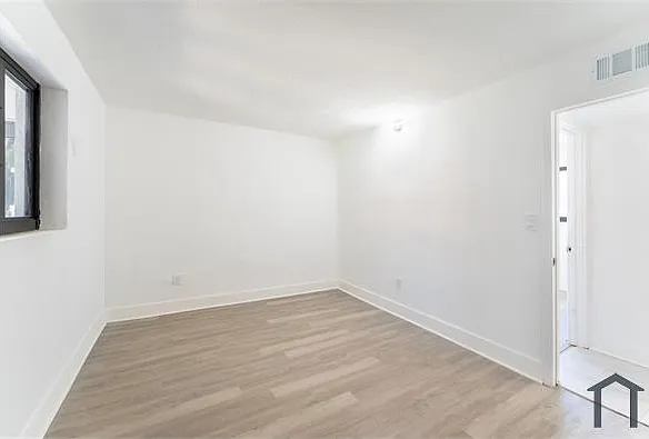 1515 NW North River Dr #5 — Photo 16