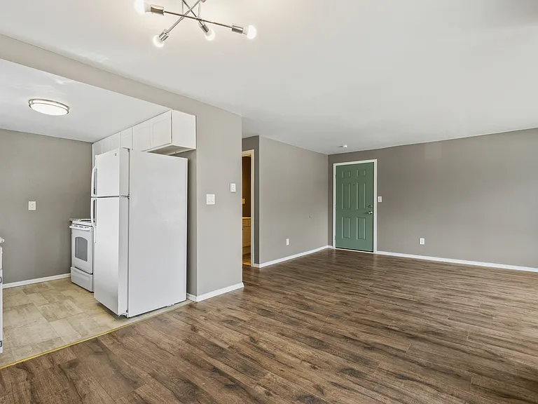 4028 S Lawrence St #G — Photo 5