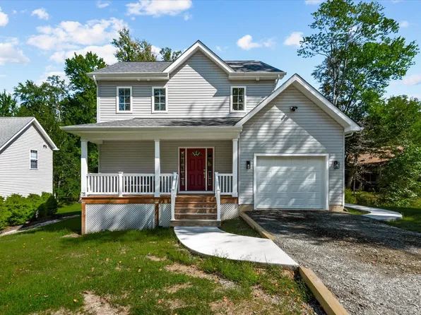 407 Mount Pleasant Dr, Locust Grove, VA 22508
