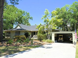 642 Dolphin Rd, Saint Helena Island, SC 29920