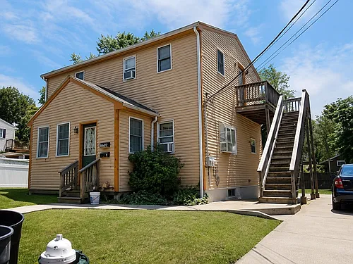1042 Sassaquin Ave #1 Photo 1