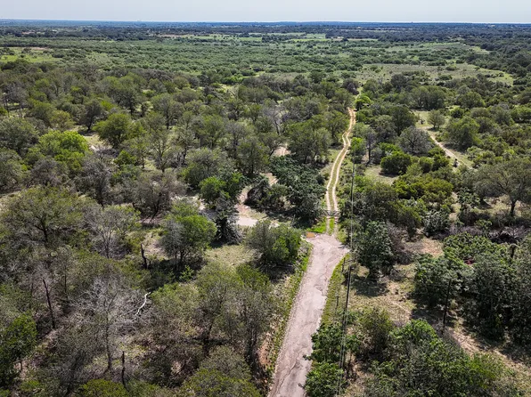000 Stevens Road, Somerset, TX 78069