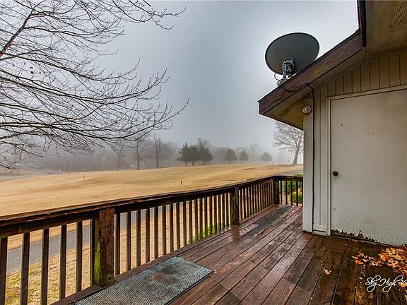 3rd image of 29 Lunsford Ln