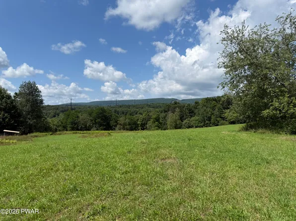 0 Mid Valley Rd, Lake Ariel, PA 18436