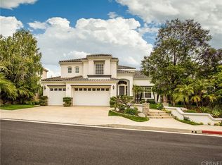 5936 County Oak Rd, Woodland Hills, CA 91367